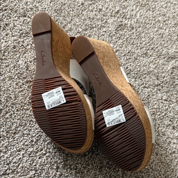 Clarks White Leather Cork Wedge Sandals Slingback Size 10 - Picture 4 of 5